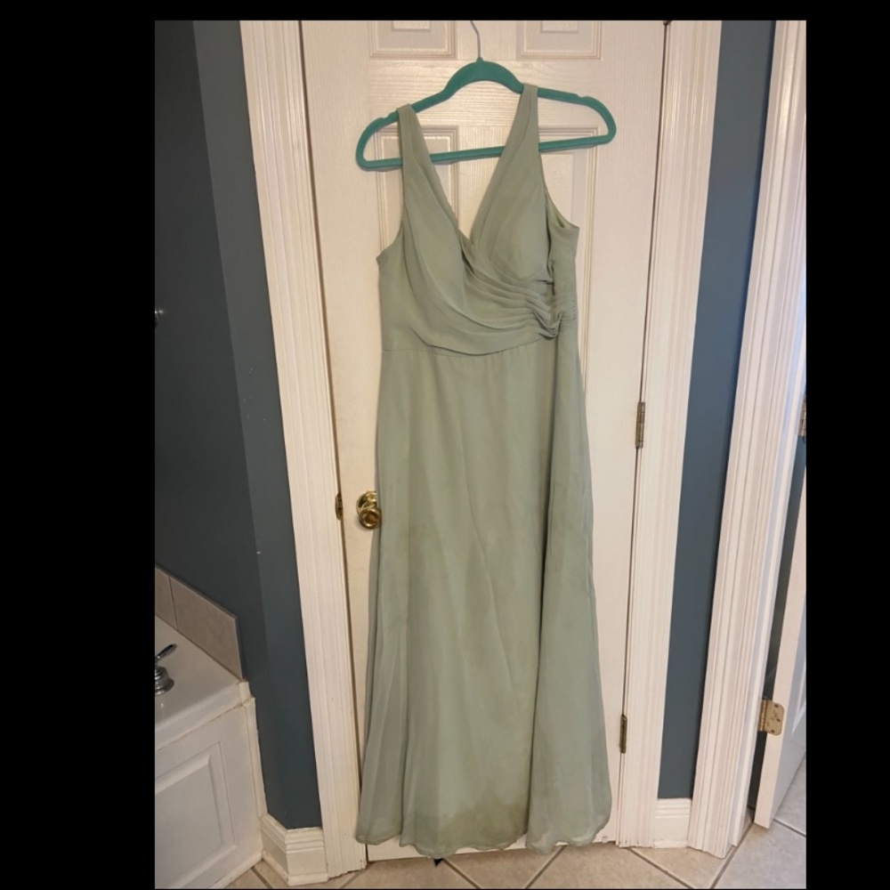Azzazi Bridesmaid dress in color SAGE